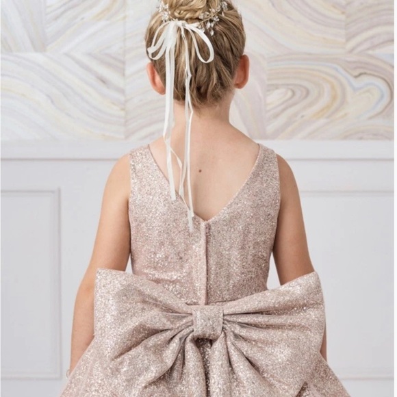 Tip Top Kids Sparkling Rose Gold Pink Bow Dress size 8 - Picture 5 of 6